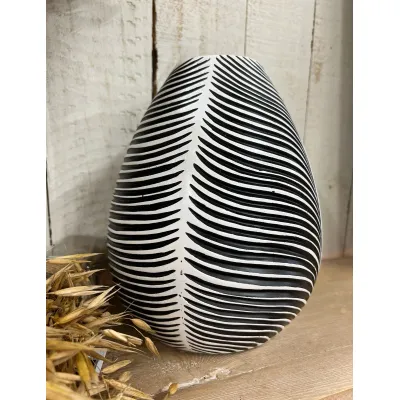 Wide New Zealand  Vase 8in