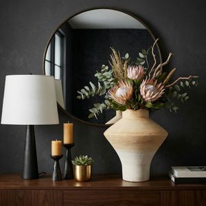 ELDERSHAW WHITE VASE 18 (IN) 13