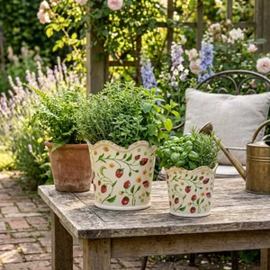 REEDHOLM SET OF 2 RED PLANTER 8 (IN) 10