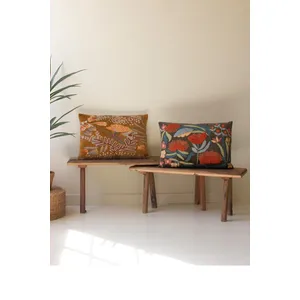 Set of 2 Embroidery Pillows with Flowers 3