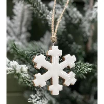 Wooden Snowflake Ornaments Set of 6  2.5x2.5in