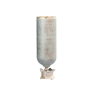 Oasis Vase - Medium 1
