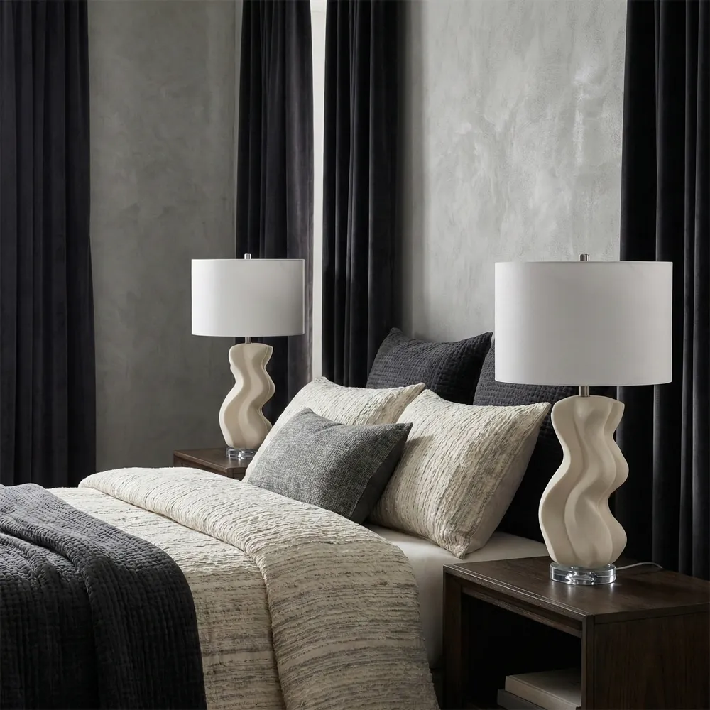 SLATECROSS WHITE LAMP 28 (IN)