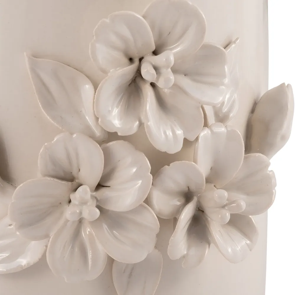 KNOXFIELD IVORY VASE 8 (IN)