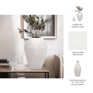HALTONWORTH WHITE VASE 23 (IN) 10