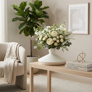 FELIXWAY WHITE VASE 7 (IN) 11