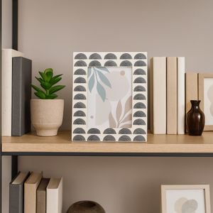 RESIN, 5X7 BLACK ARCHES PHOTO FRAME, IVORY/BLACK 10