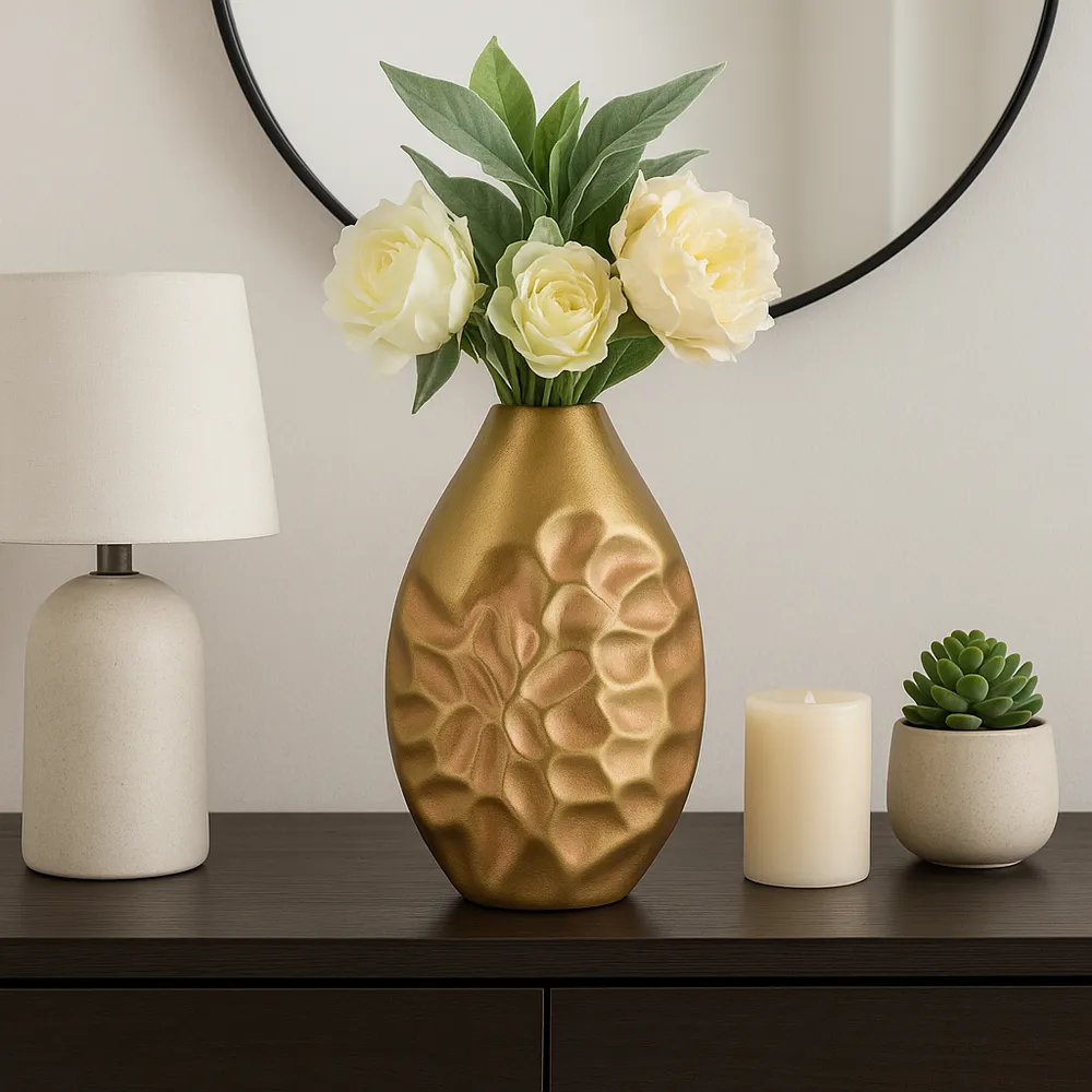 HOLLYSHAW BRONZE VASE 15 (IN)