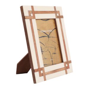 DALEMORE IVORY FRAME 9 (IN) 3