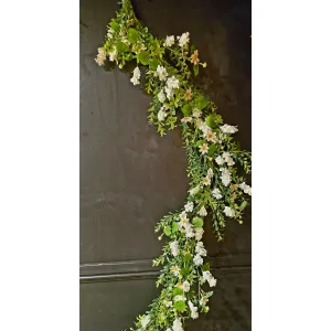 Pure Grace 4ft Garland 1