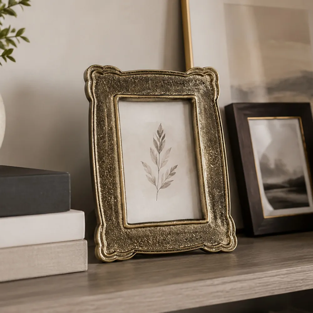 CORWINWOOD GOLD FRAME 9 (IN)