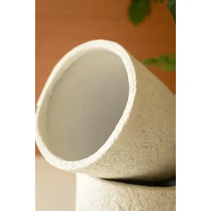 Set of 3 Stone Composite Planters 2