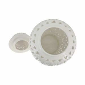 GUNNLAND WHITE CHINOISERIE 24 (IN) 6