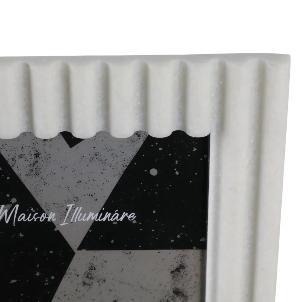 NILESTONE WHITE FRAME 9 (IN)