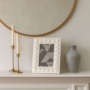 CASTONVALE WHITE FRAME 1 (IN) 11