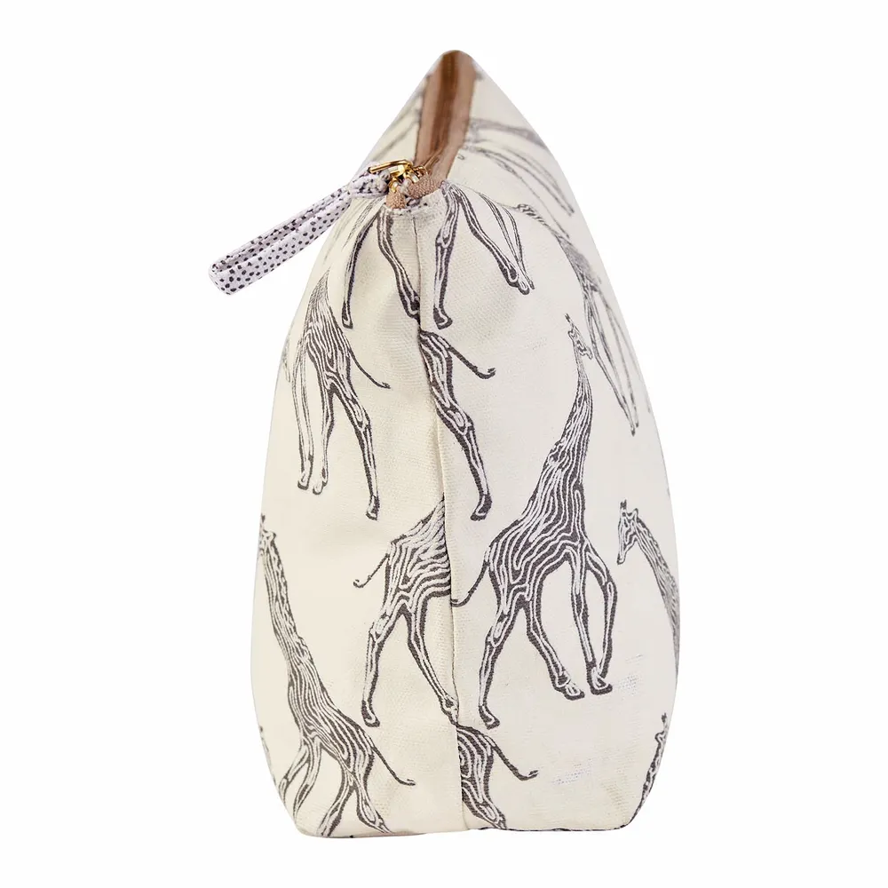 Giraffe Large Essential Canvas Pouch
