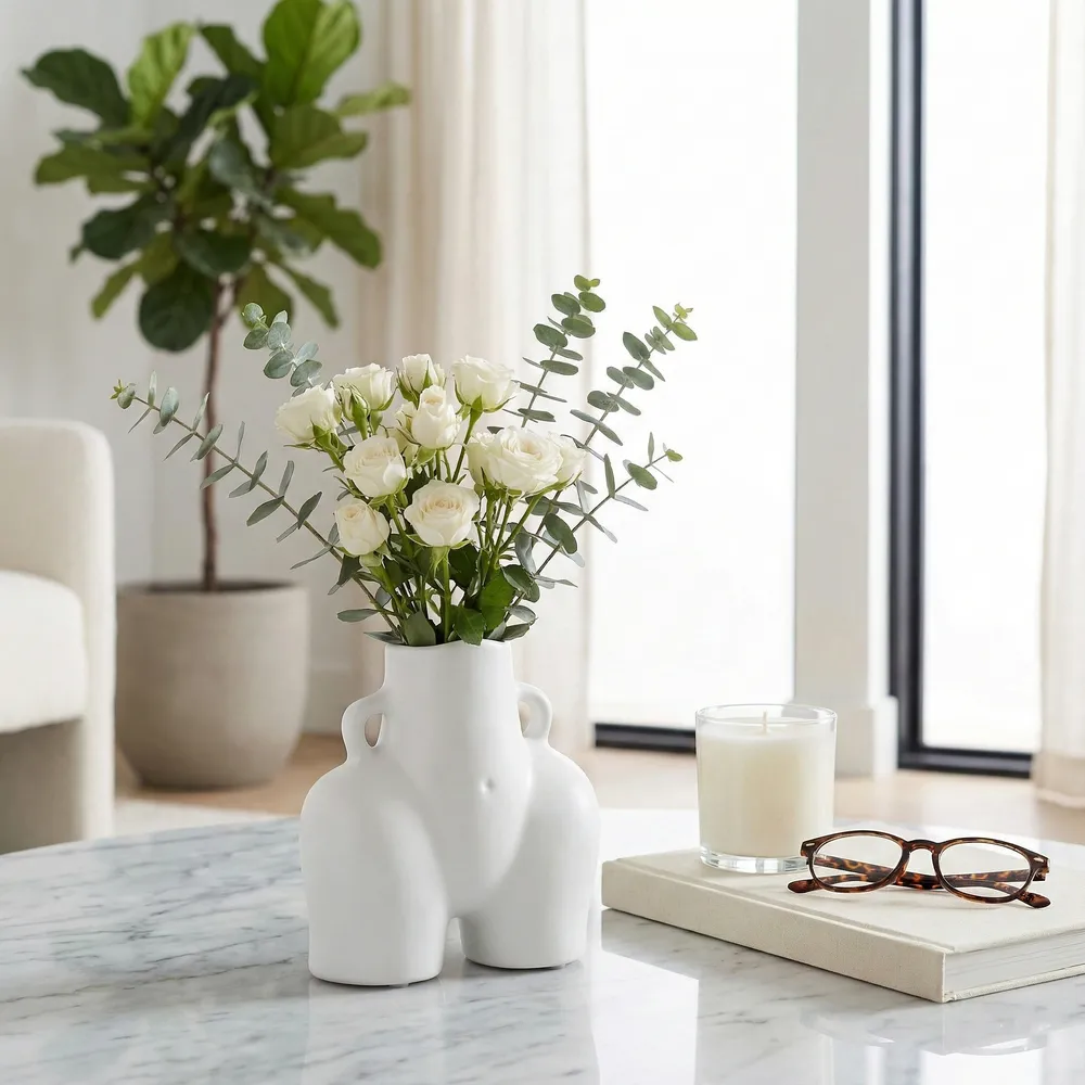 HELENAOAK WHITE VASE 6 (IN)