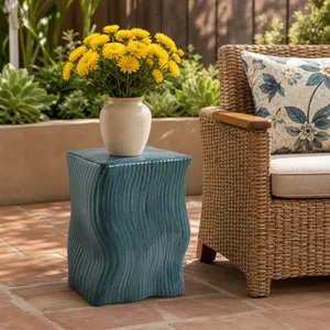 AIDEN GREEN GARDEN STOOL 19 (IN) 12