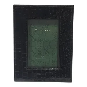 GILBERTWELL BLACK FRAME 9 (IN) 1