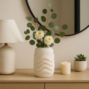 BRYNCROSS IVORY VASE 12 (IN) 10