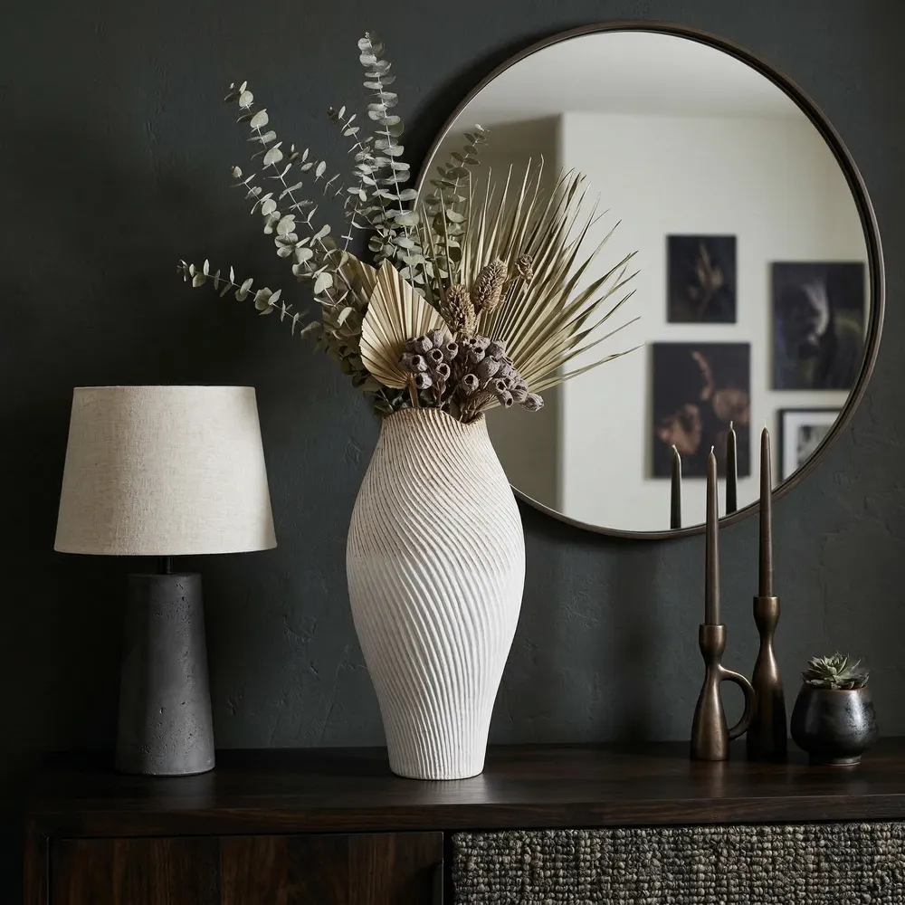 DENNINGLAND WHITE VASE 26 (IN)