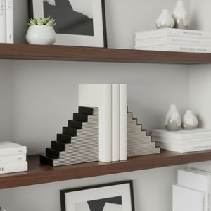 BERGENWIND SET OF 2 BLACK BOOKENDS 6 (IN) 2