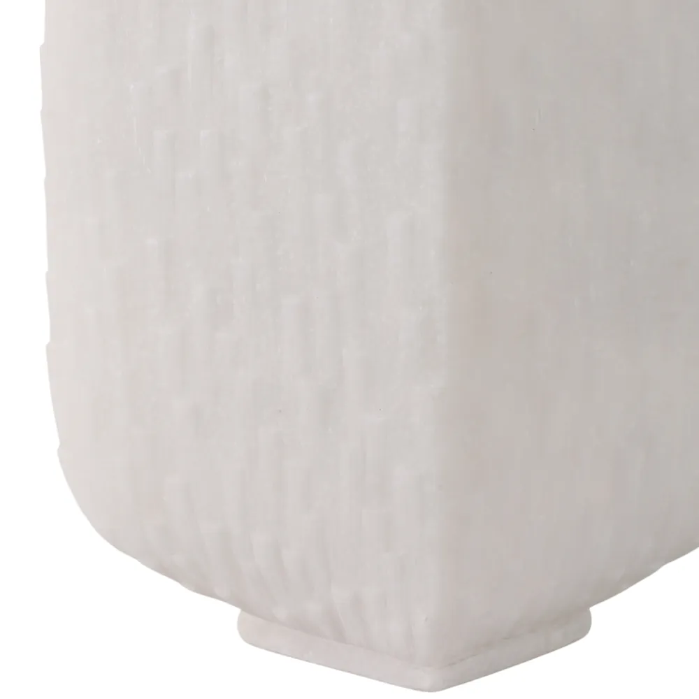 YATESFIELD WHITE VASE 19 (IN)