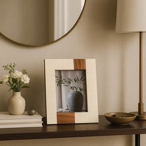RESIN, 4X6 WOOD STRIPE PHOTO FRAME, IVORY/BROWN 2