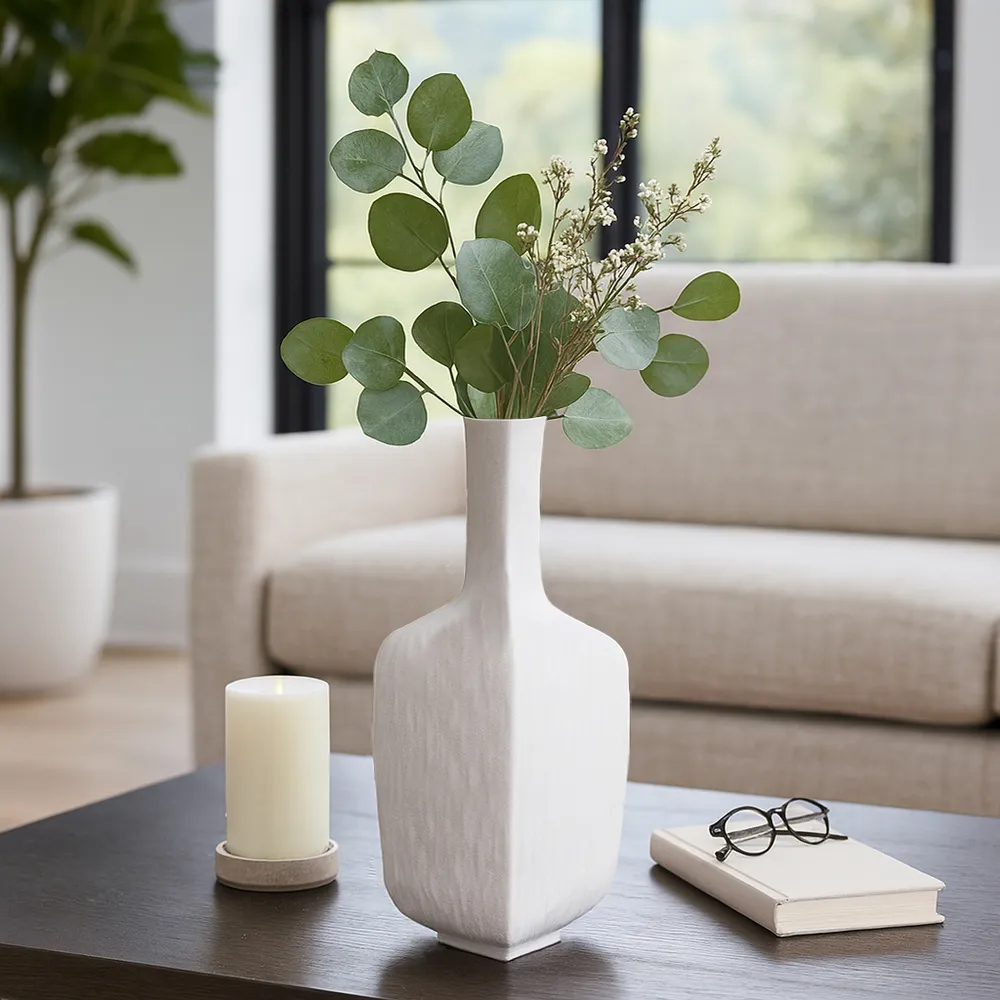YATESFIELD WHITE VASE 19 (IN)