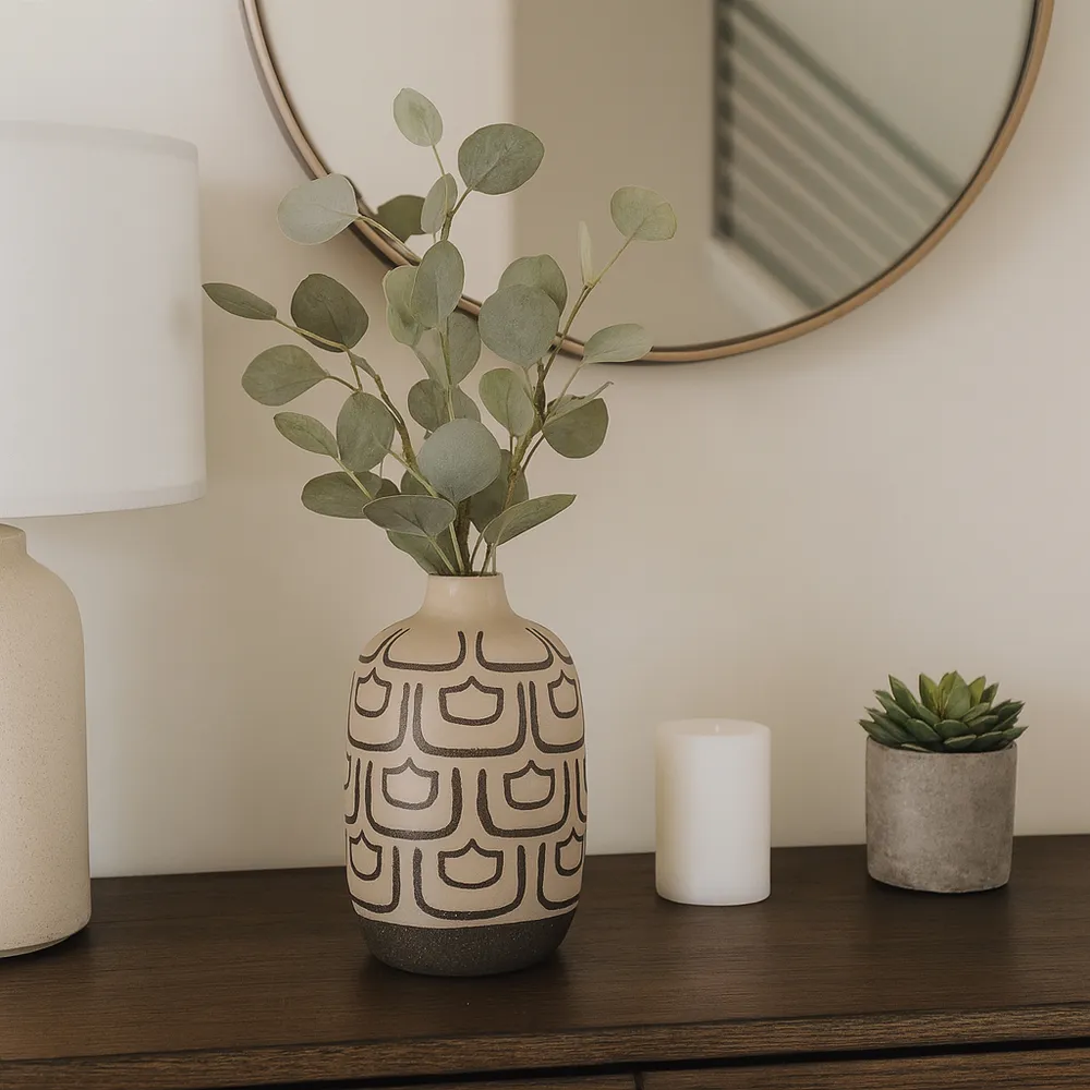 BARLOWBEACH IVORY VASE 10 (IN)