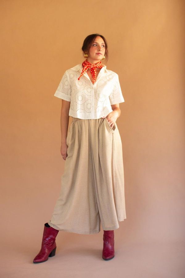 Pleated Front Elastic Waist Wide-Leg Pant