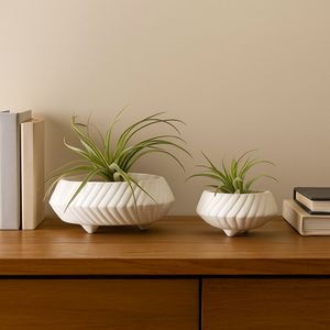 GILBERTRUN SET OF 2 WHITE BOWLS 6 (IN) 11