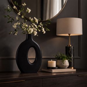 GRIFFINMOOR BLACK VASE 18 (IN) 13