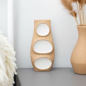 BARDENGROVE IVORY VASE 19 (IN) 11