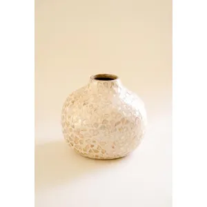 Spun Bamboo Vase with Neutral Capiz Shell Detail / Short 4
