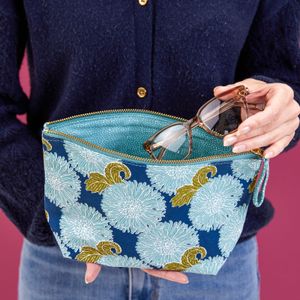 Chrysanthemum Flower Medium Essential Canvas Pouch 3