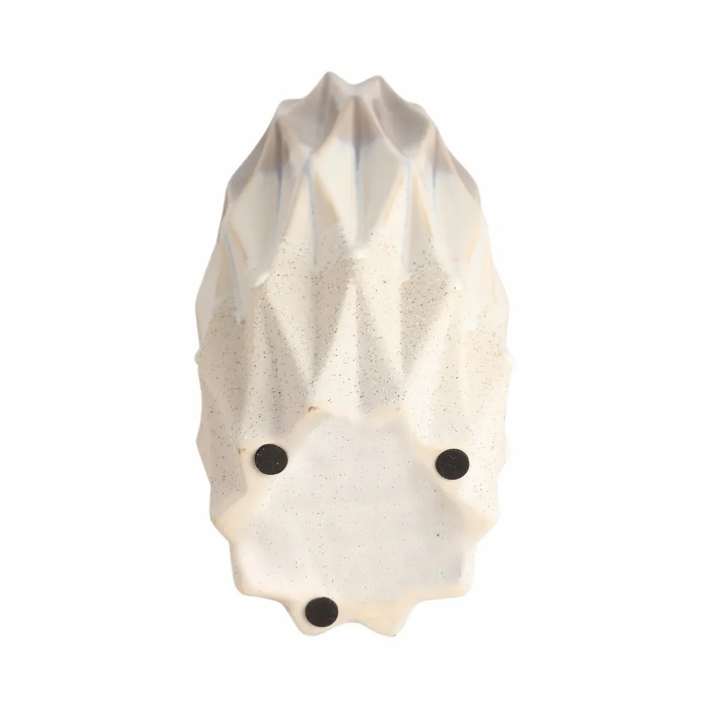 KIRAFORD IVORY VASE 13 (IN)