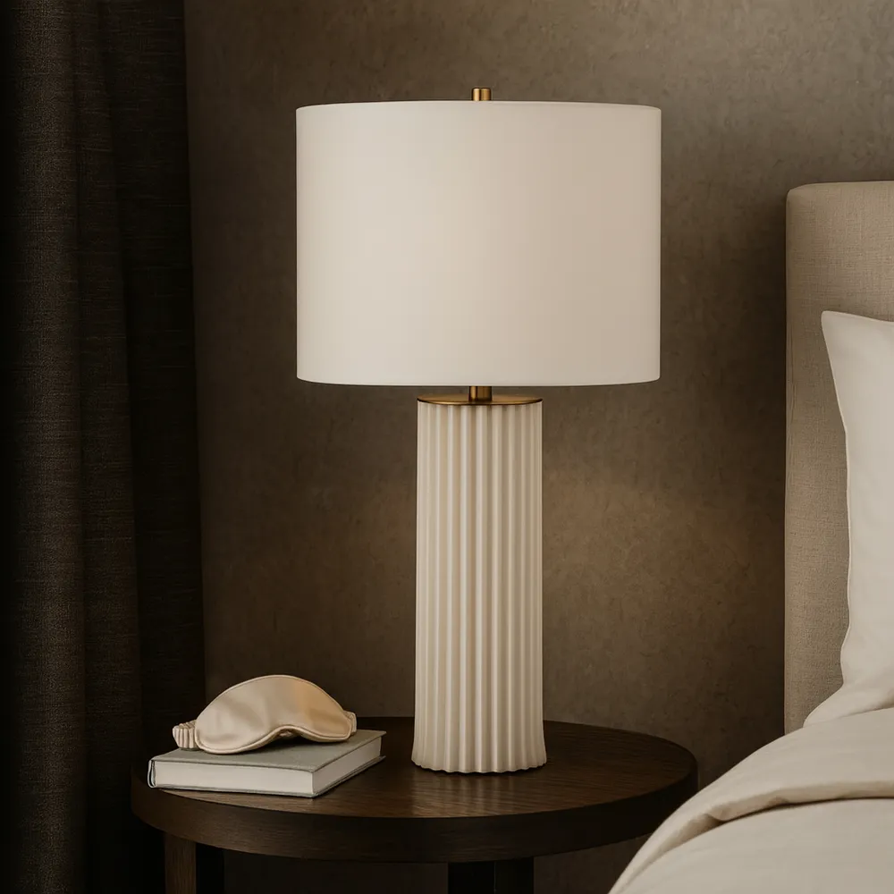 HANNAHBURN WHITE LAMP 27 (IN)