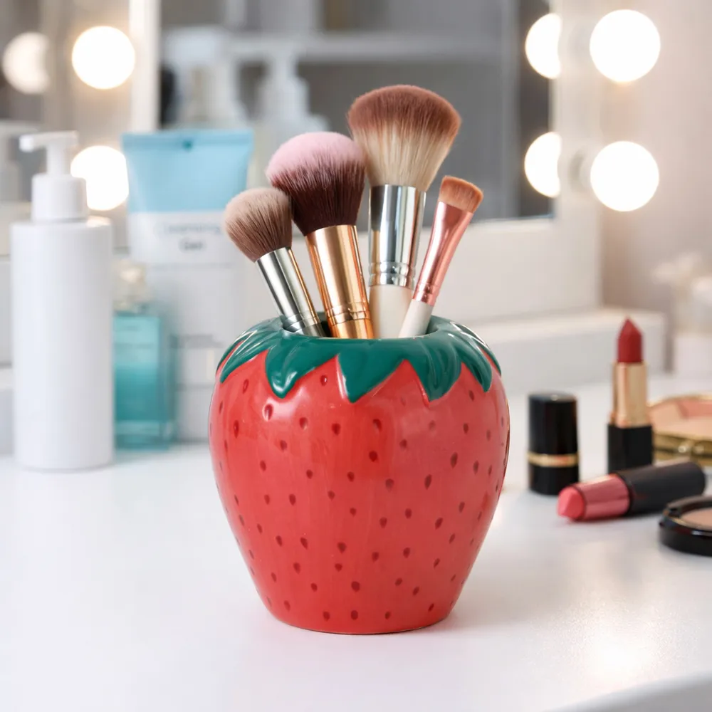 HANNAHSIDE RED PENCIL CUP 4 (IN)