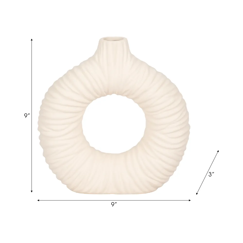 CANTONGATE IVORY VASE 9 (IN)