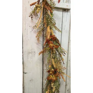 A Fall Gathering Garland 1