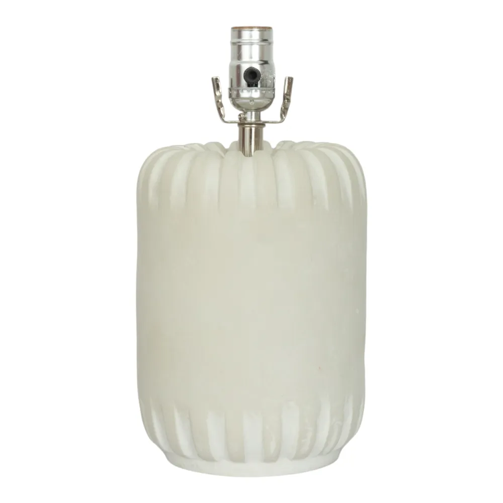 HUNTERRIDGE IVORY LAMP 20 (IN)