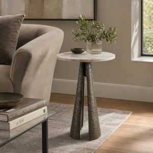 CHILTONGATE BRONZE TABLE 22 (IN) 8