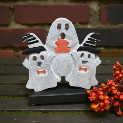 Ghostly Trio 7.75x8.5in