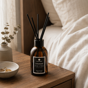 BURTONRUN CASHMERE VANILLA & MUSK CANDLE 8 (IN) 9