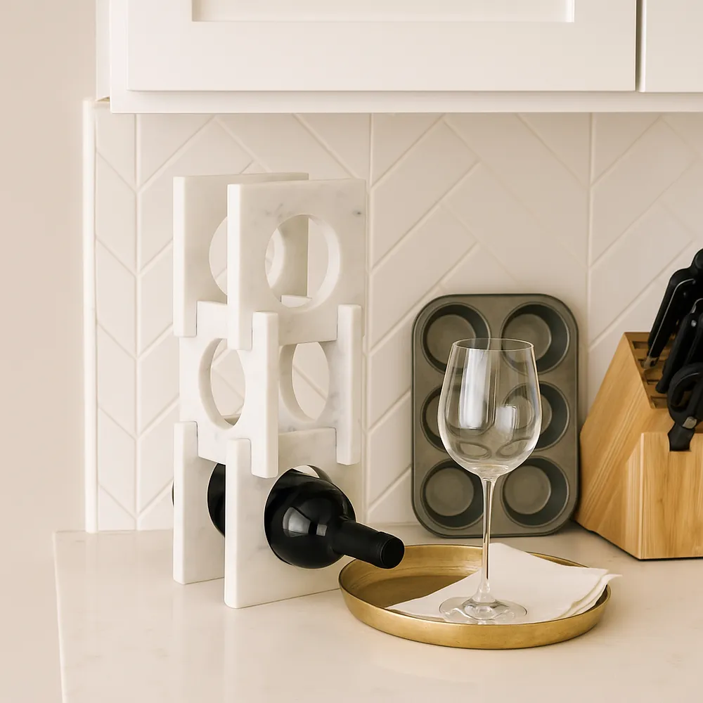QUINNMOOR WHITE BAR ACCESSORY 16 (IN)