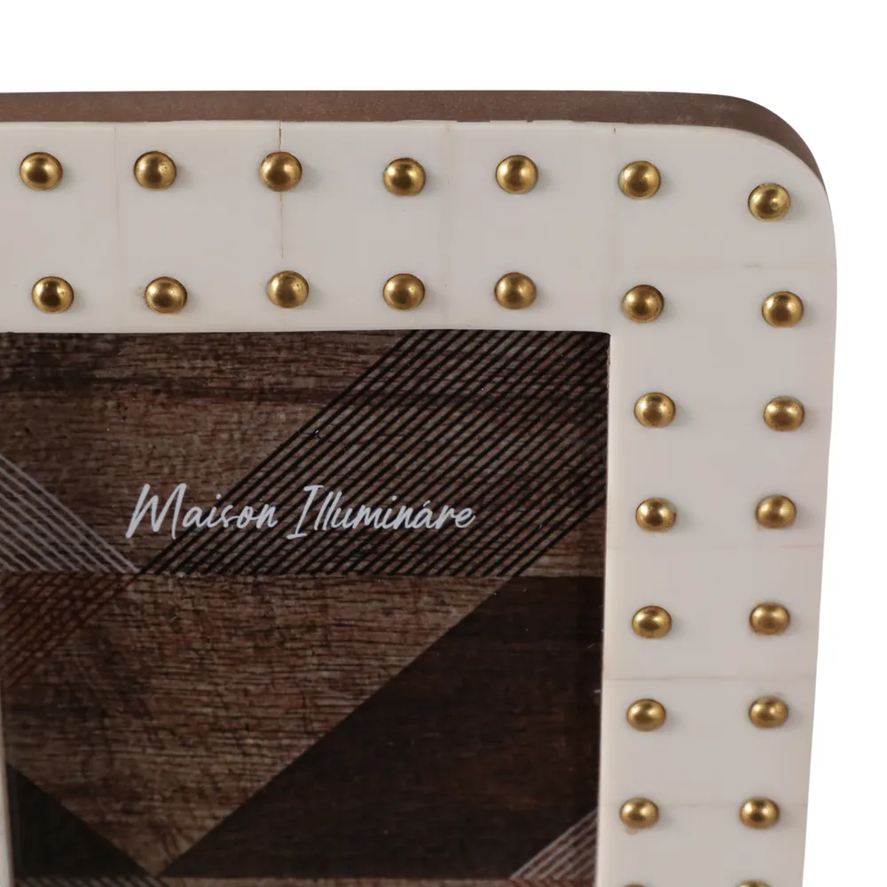 DANFORTHSHAW IVORY FRAME 8 (IN)