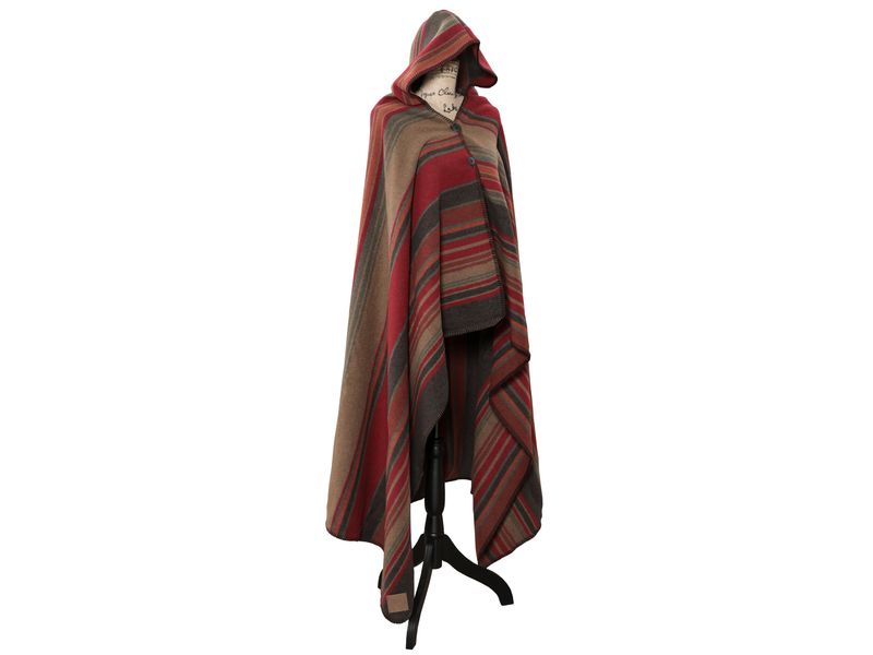 Hudson Garnet Hooded Throw 1