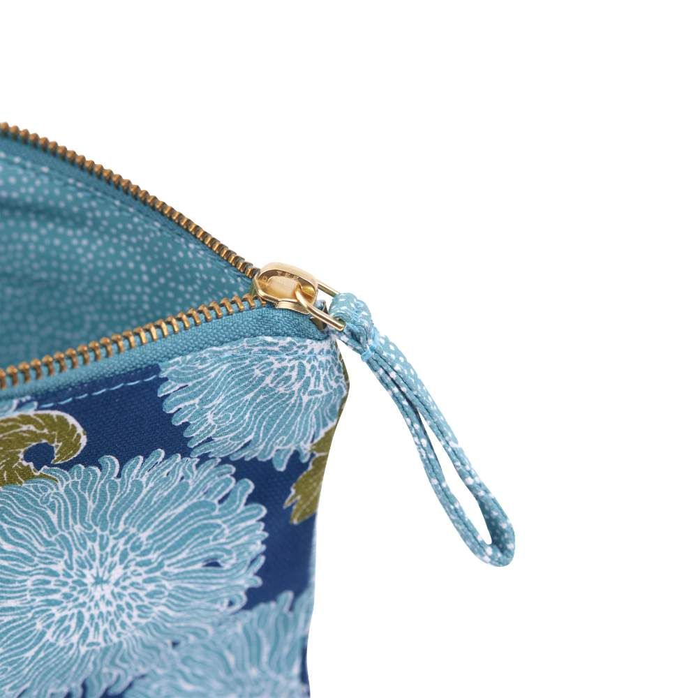 Chrysanthemum Flower Medium Essential Canvas Pouch