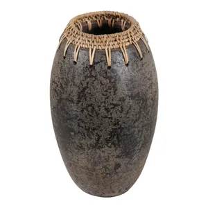 BYRONHOLM BLACK VASE 13 (IN) 7